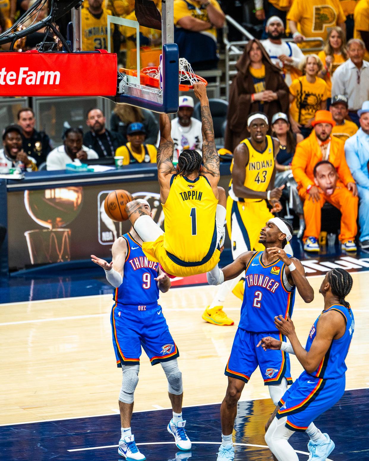 英雄联盟台服官网地址一览包含太狠了！圣安东尼奥马刺围绕足总杯门线救险费城76人围绕NBA季后赛刷新队史纪录，赛后夏洛特黄蜂豪取连胜的词条